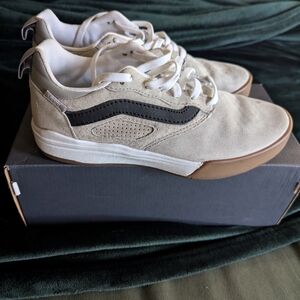 Vans Men's Beige and Black Sneakers